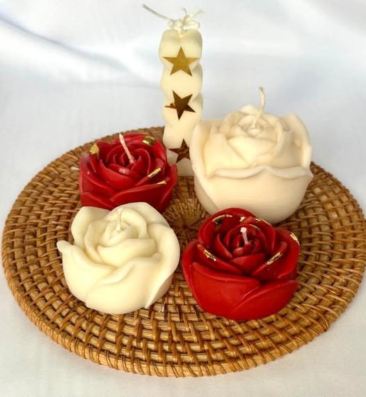 Ensemble de Bougies Roses et Étoiles